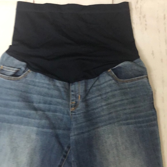 LIZ LANGE BOOT CUT MATERNITY JEANS - Picture 2 of 4